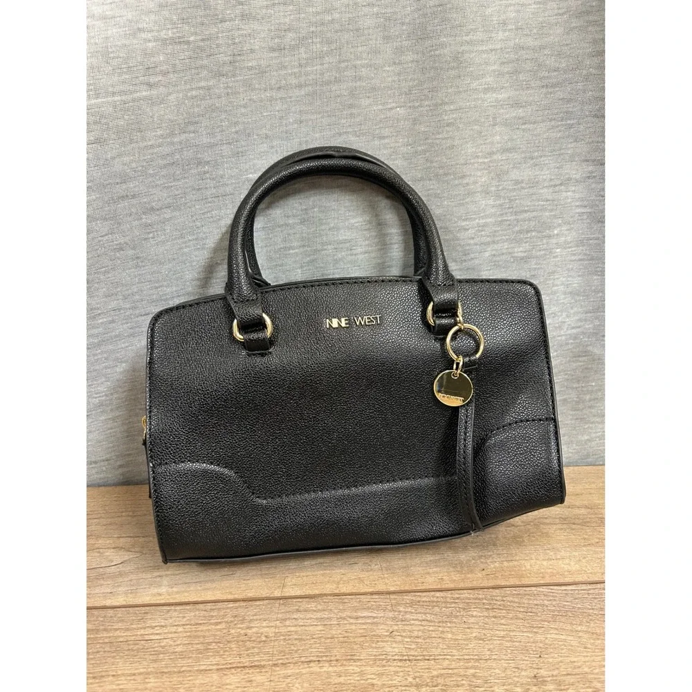 Nine West Womens Black Pebbled Faux Leather Satchel Handbag Gold Hardware Charm